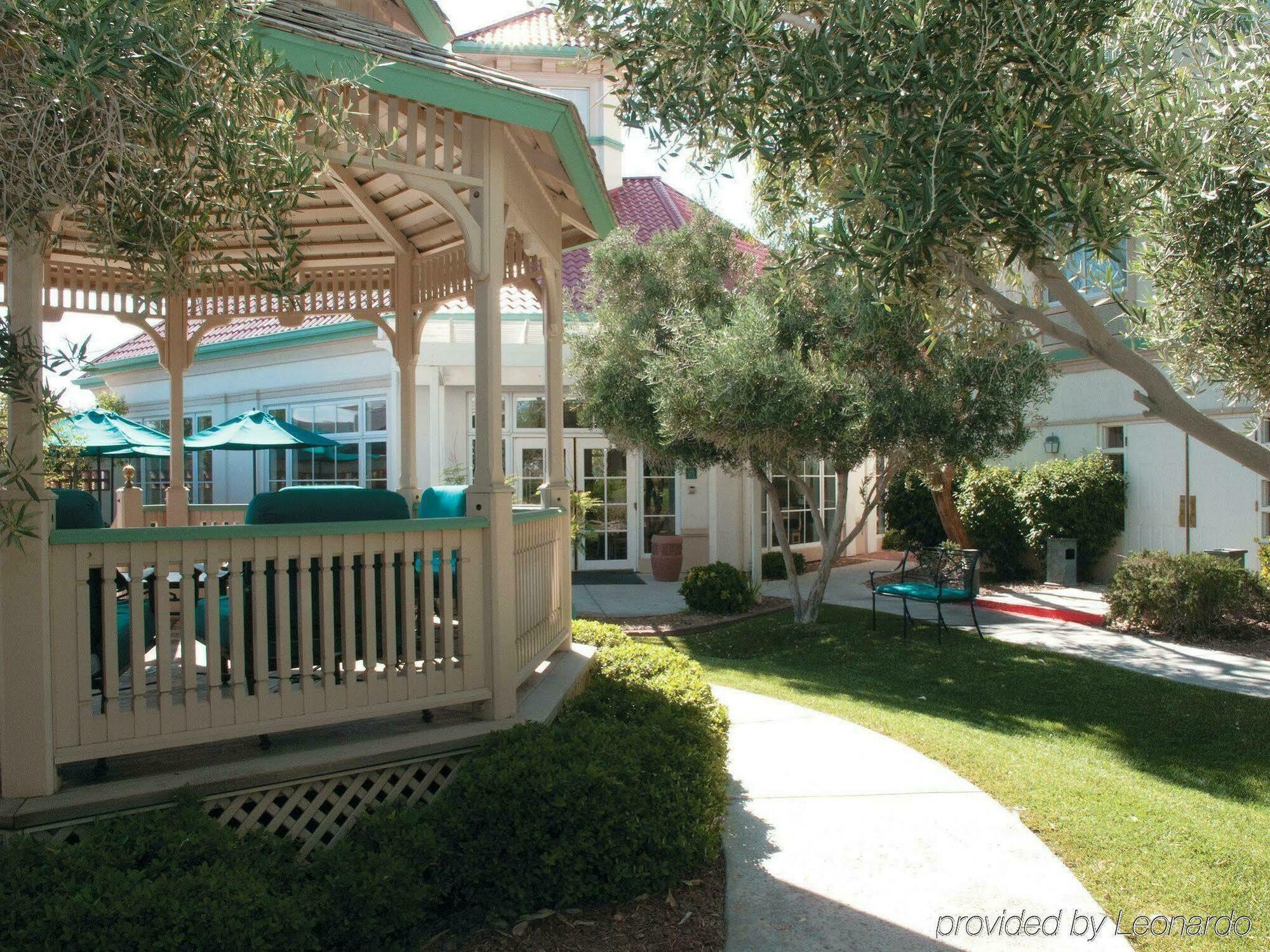 La Quinta By Wyndham Las Vegas Summerlin Tech Hotel Exterior photo